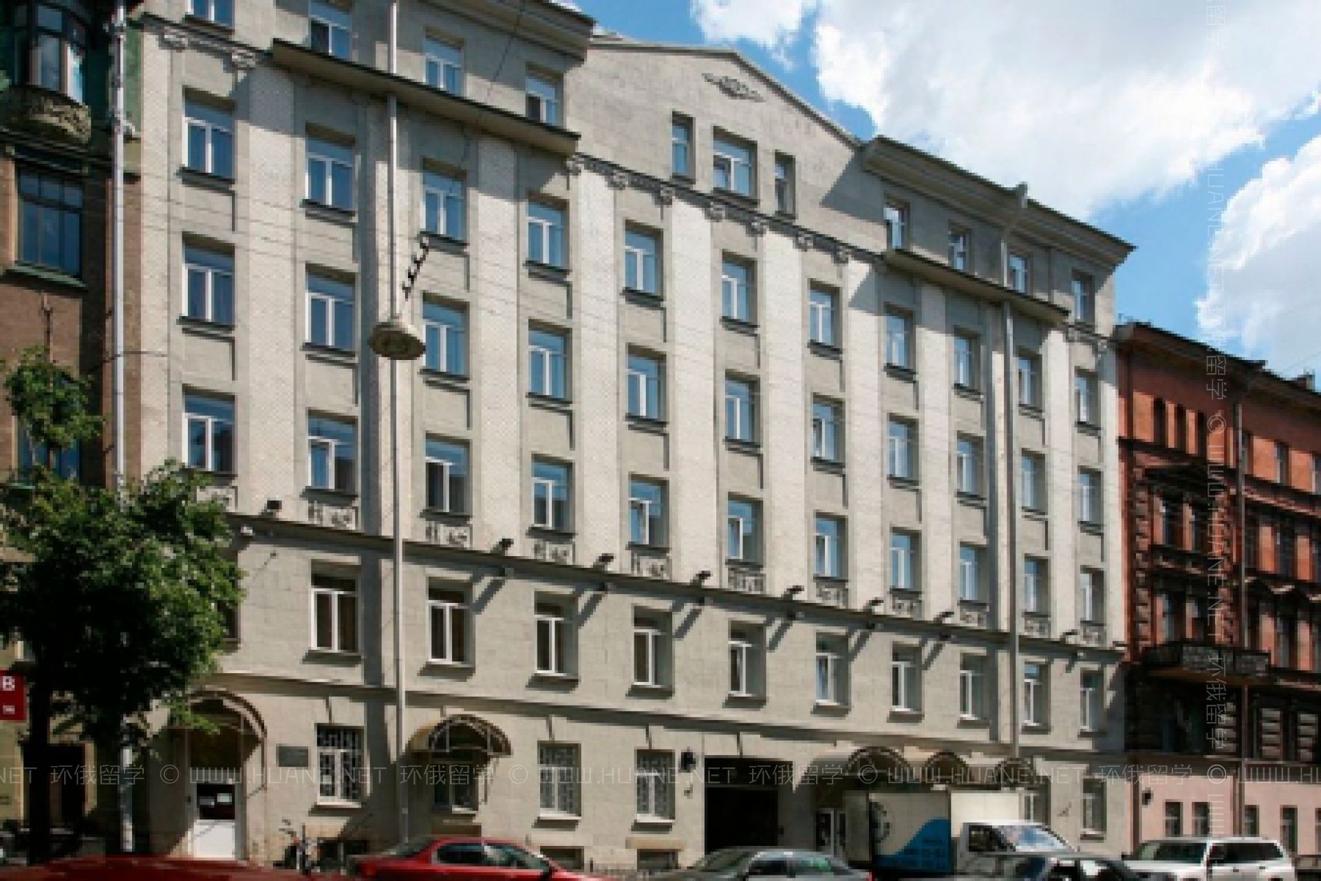 圣彼得堡国立财经大学