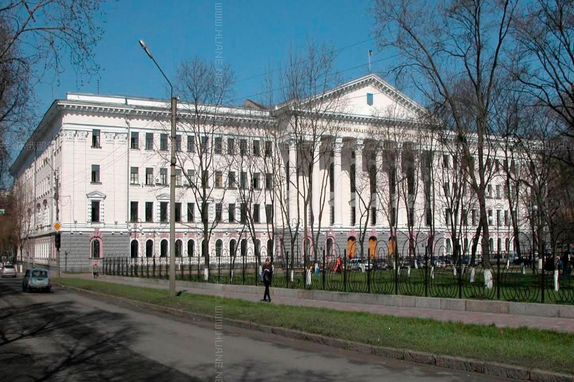 乌克兰国立铁路运输大学