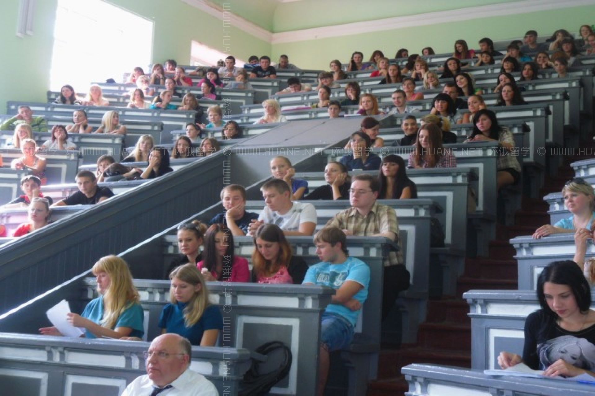 乌克兰工程师范学院