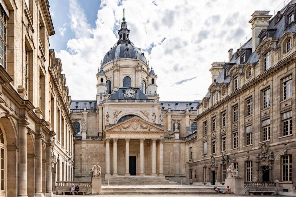 巴黎第一大学