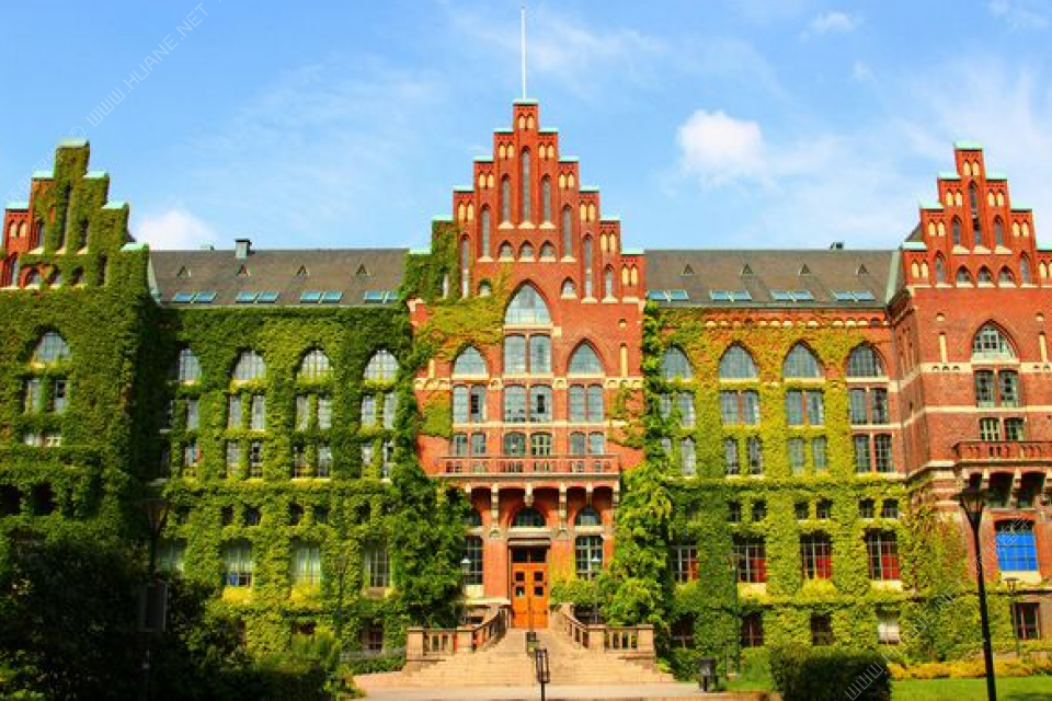 瑞典硕士留学费用适中，而且瑞典有很高的福利