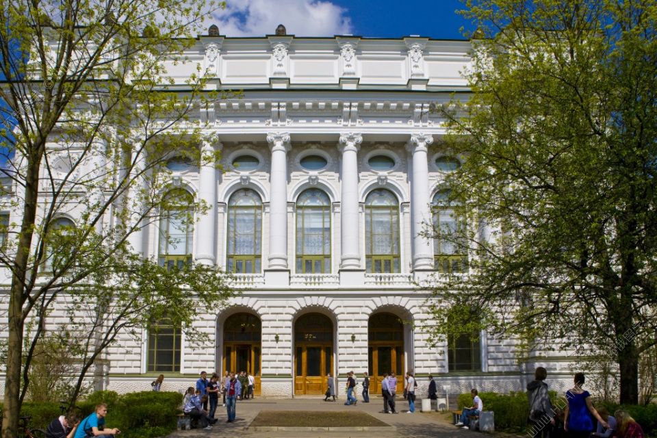 专家分析圣彼得堡皇家理工大学