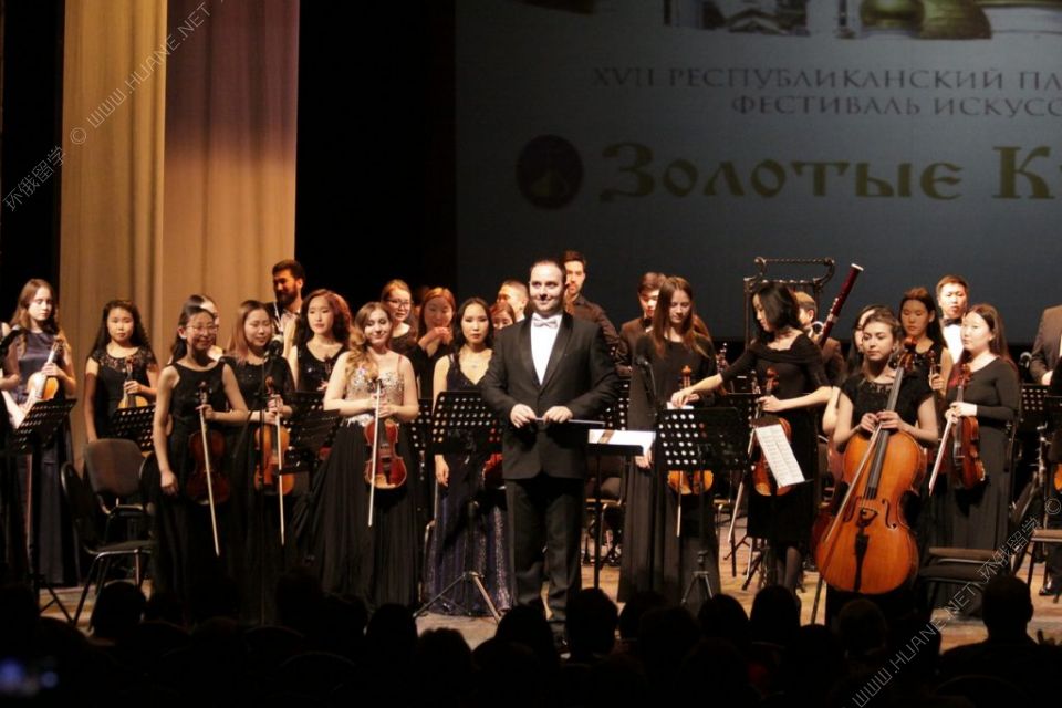据出国优势分析，俄罗斯格拉祖诺夫音乐学院好吗？