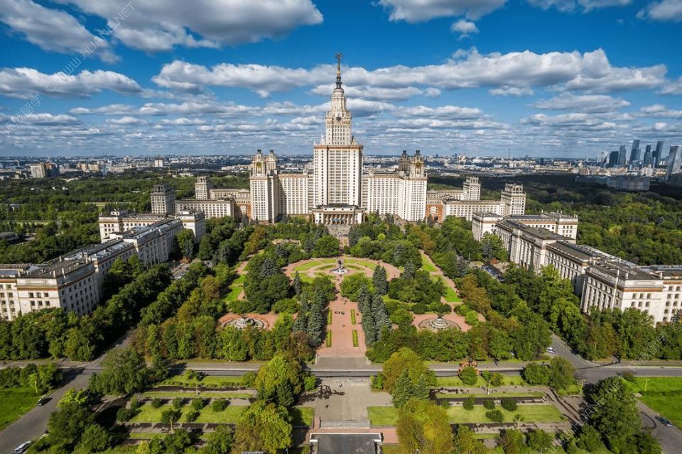 俄罗斯名校莫斯科大学申请条件很高吗？