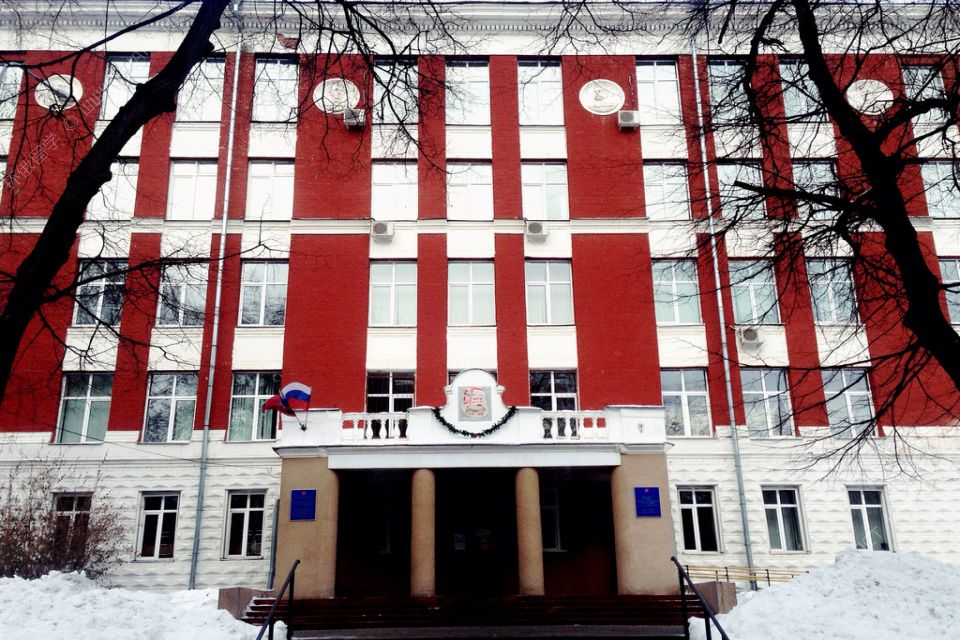 莫斯科国立师范大学入系考试并不难，你可以达到要求。