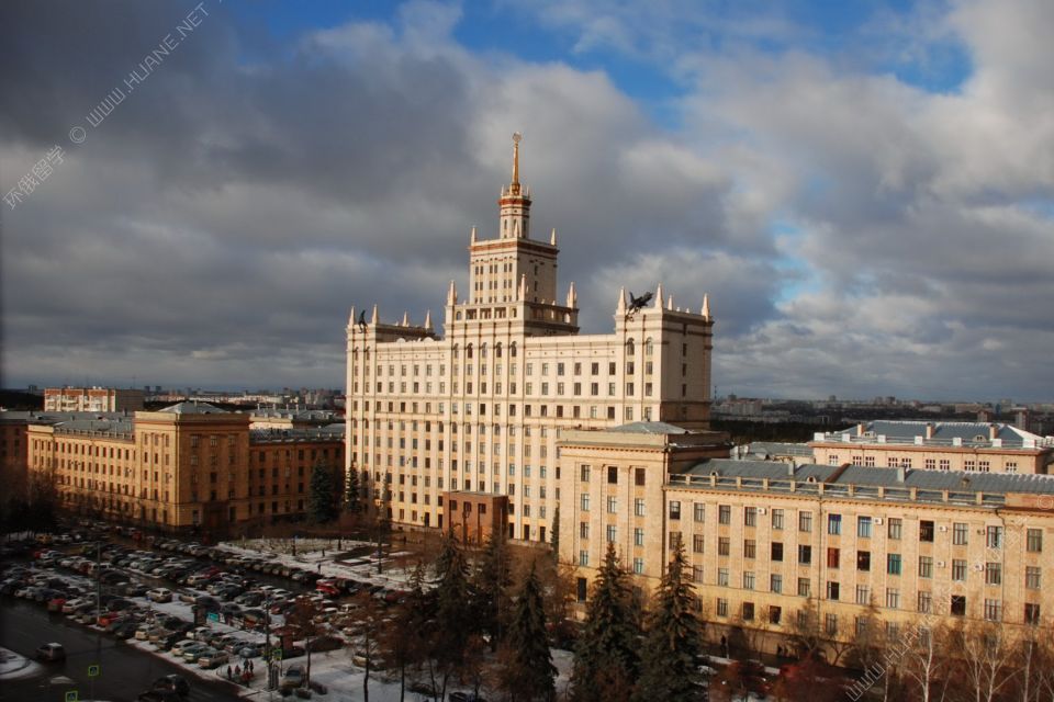 俄罗斯名校南乌拉尔国立大学专业教学领先，理科生留学的佳选。