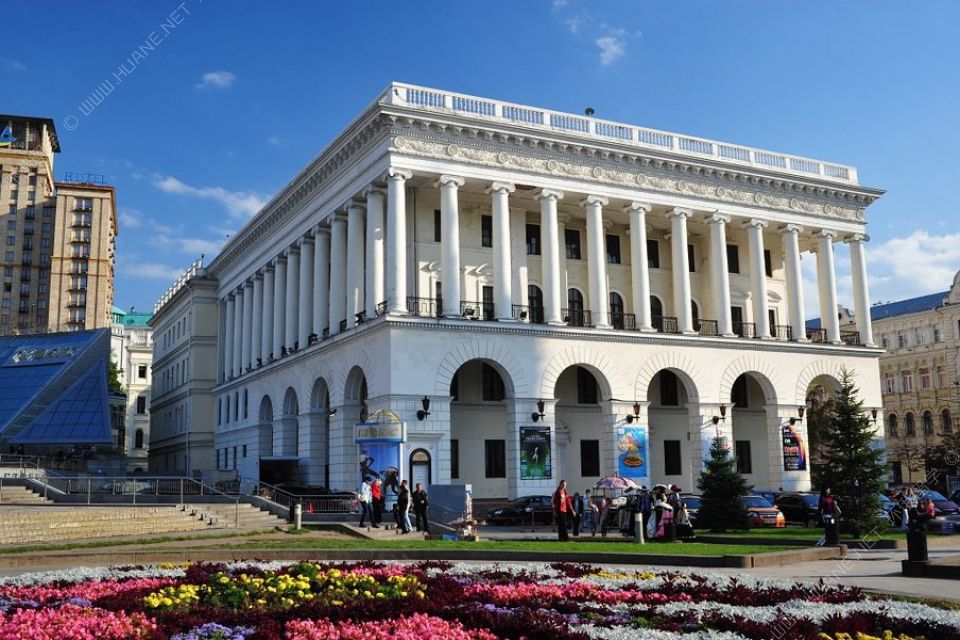 乌克兰音乐学院费用是多少，有哪些优势?