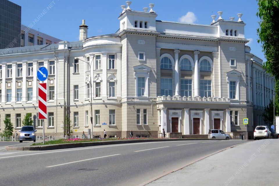 历史名校俄罗斯秋明国立大学教学环境优质，证书回国可认证。