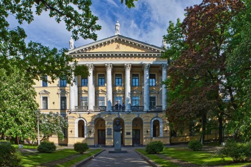 圣彼得堡财经大学，最好的财经类大学!