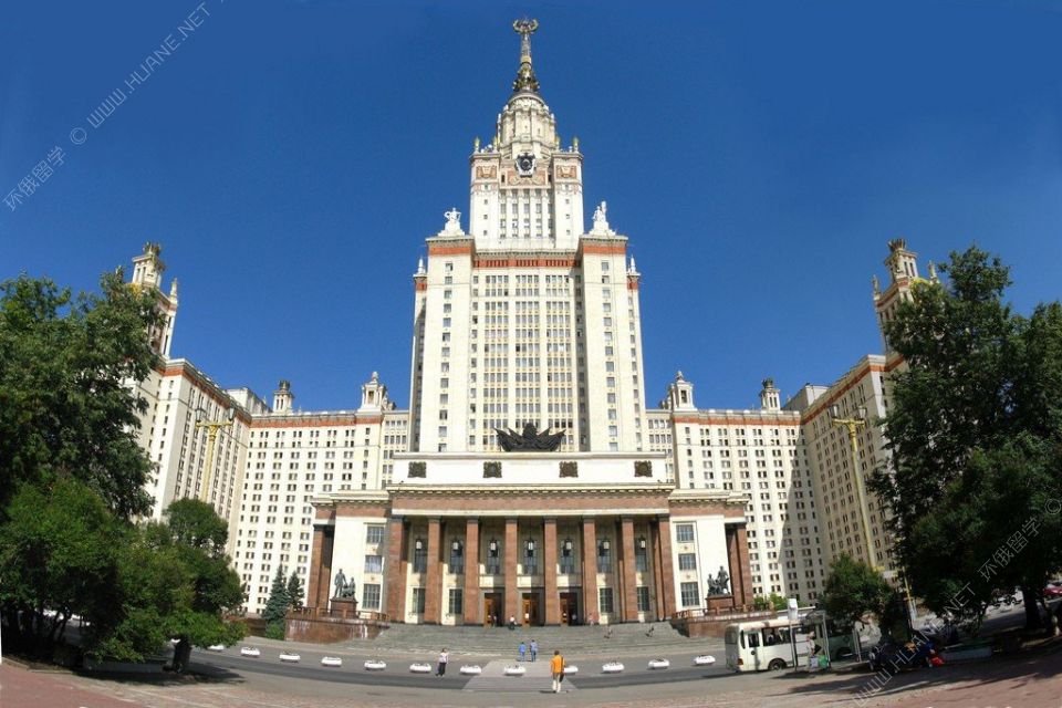 莫斯科国立大学怎么样，规模大，专业设置齐全。