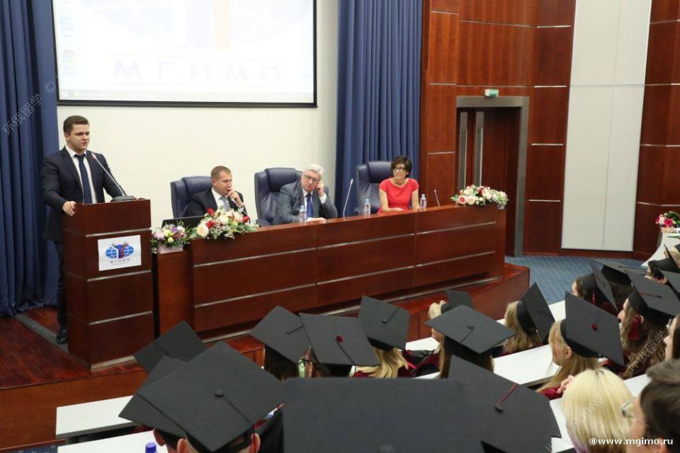 俄罗斯留学国际关系课程教学专业，培养人才众多。