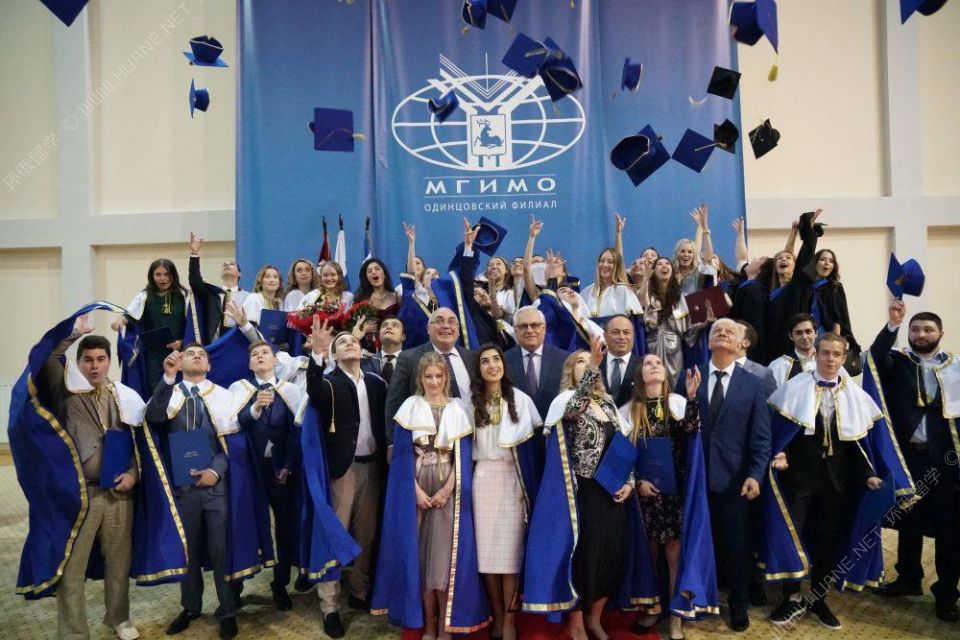 俄罗斯留学哪所院校好?推荐你去莫斯科国际关系学院留学!